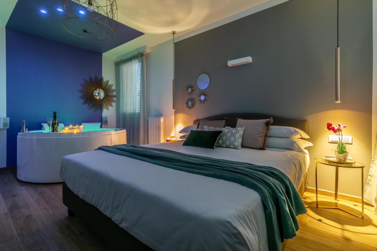 4 Star Suite Spa - Self Check-In Bologna Exterior photo