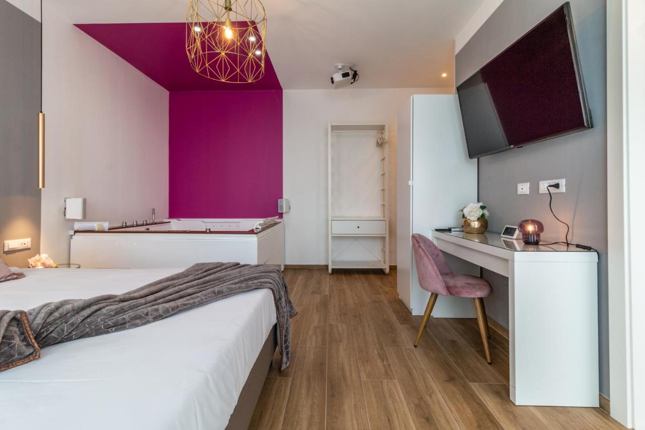 4 Star Suite Spa - Self Check-In Bologna Exterior photo